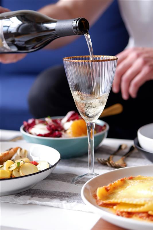 Read more about the article Czech White Wine: A Hidden Treasure of Central Europe