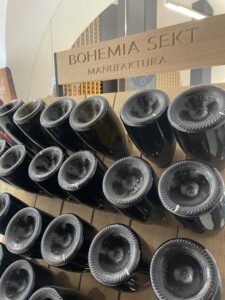 Read more about the article A Complete Guide to Sparkling Wine: Why Bohemia Sekt Should Be Your Top Choice